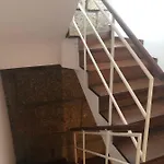 Hôtel capsule Casa Augusta Al *