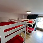 Casa Augusta Al カプセルホテル