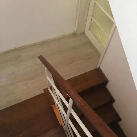 Casa Augusta Al Kapselhotel *